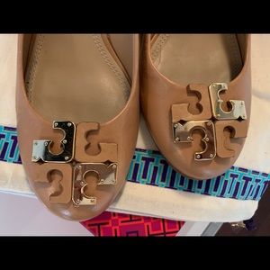 Tory Burch Lowell Wedge in Natural Blush